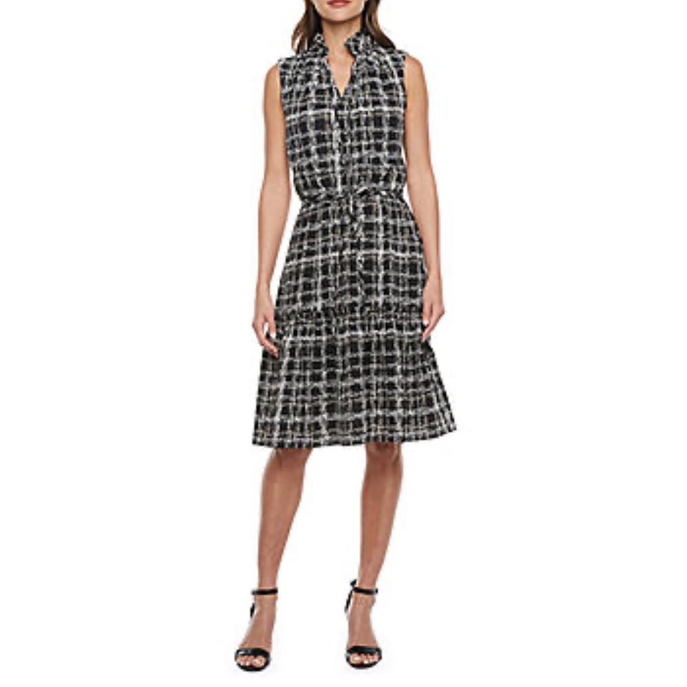 Lapis & Lillies Sleeveless Plaid Dress Women’s Size Medium Fully Lined